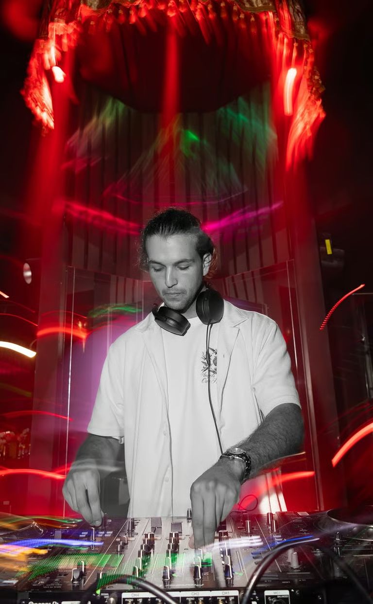 Spot2B DJ